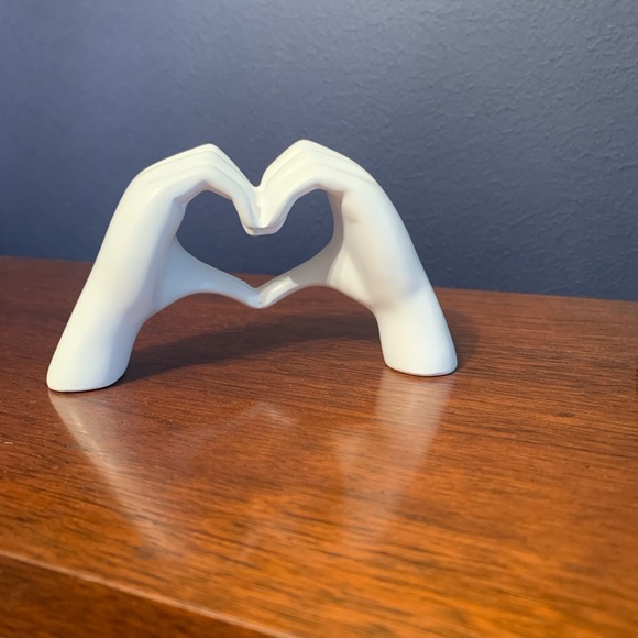 Resin Hands Heart Accent Sculpture - Picture 2 of 4